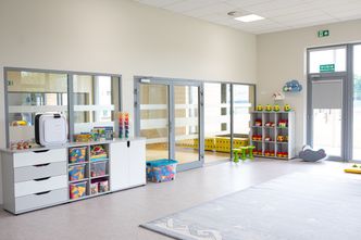 Przedszkola i żłobki zamknięte od poniedziałku. Jest rozporządzenie ws. zasiłku opiekuńczego