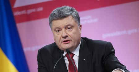 Kryzys na Ukrainie: Prezydent ostrzega oligarchów. "Dostaniecie po łapach"