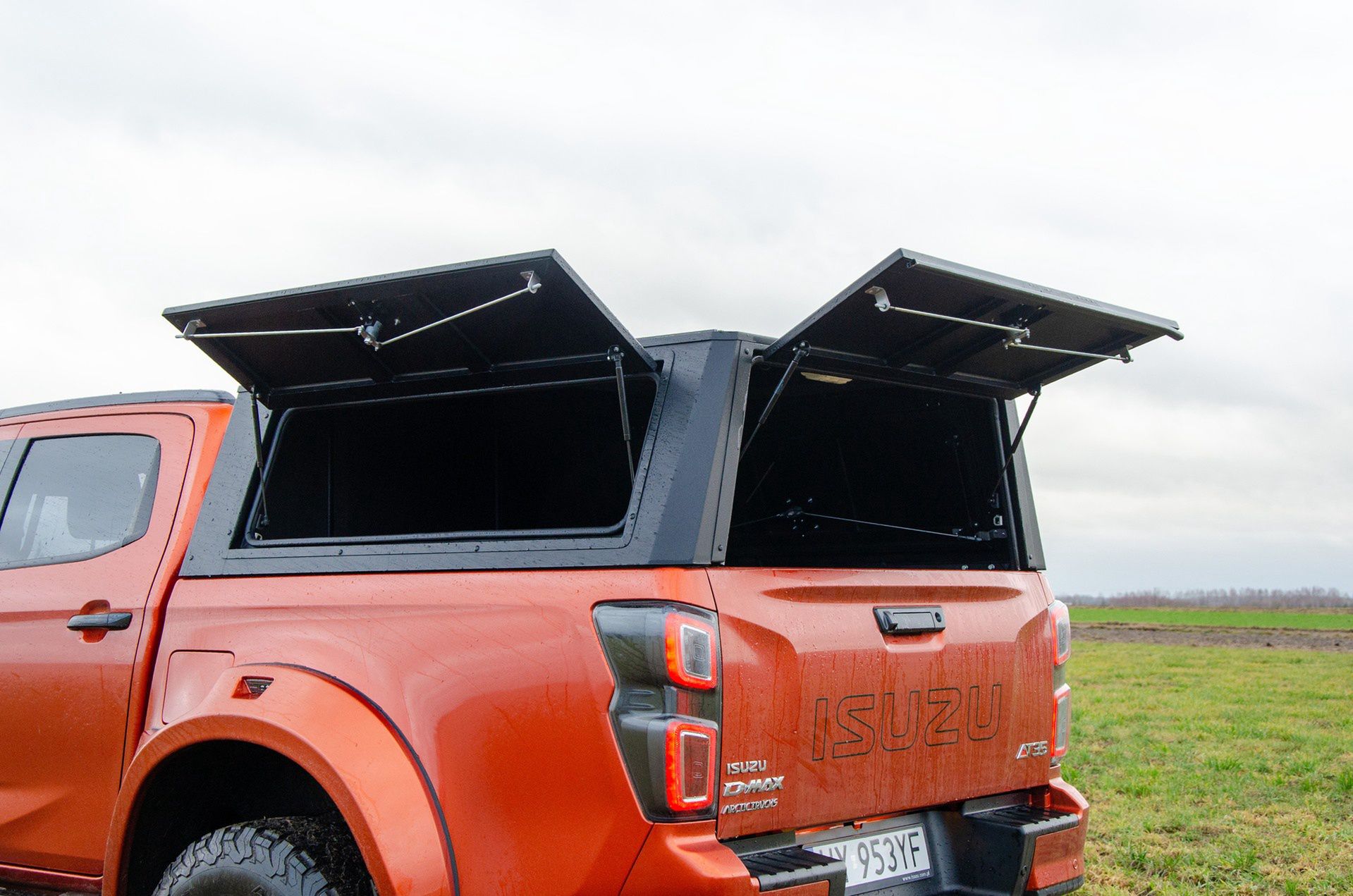 Isuzu D-Max AT35 