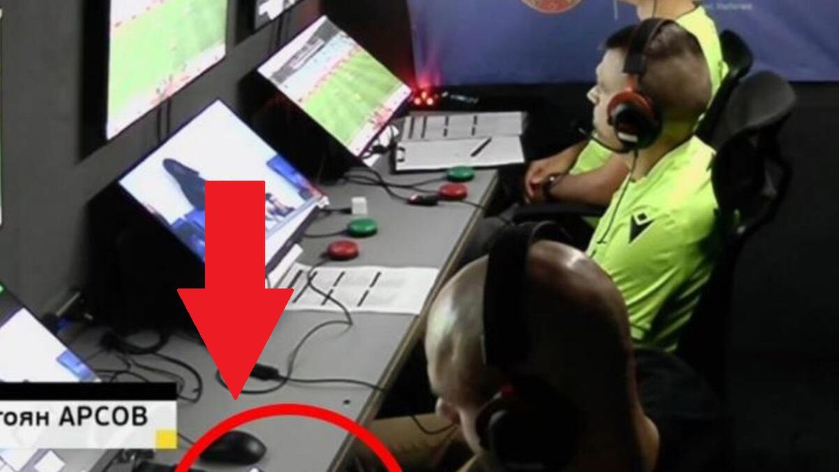 Wóz VAR przed meczem CSKA - Lokomotiw Sofia