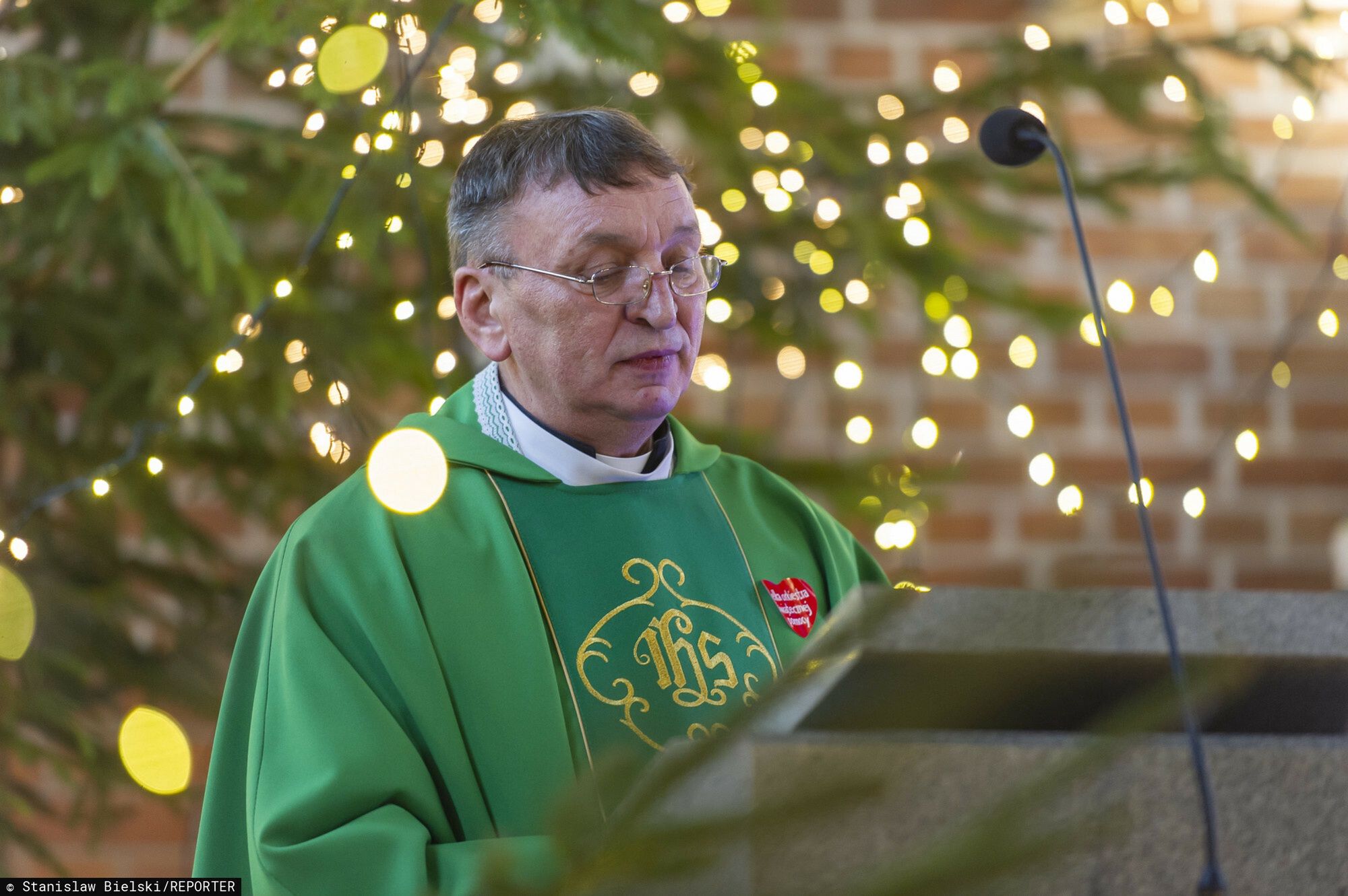 Elbląski ksiądz dał pieniądze z tacy na konto WOŚP