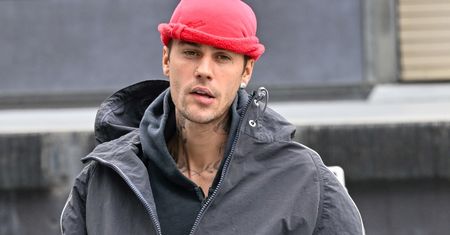 Justin Bieber WYZNAŁ MIŁOŚĆ 17-letniej aktorce. W sieci burza: "Ona jest jak młodsza wersja Seleny"