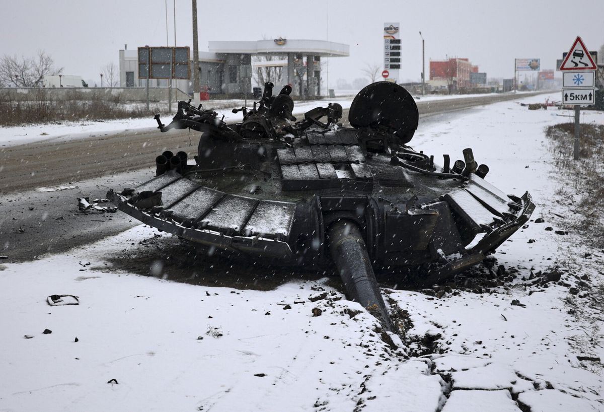 Rosyjski czołg w obwodzie charkowskim 