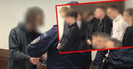 Ich koledzy nie przeżyli. Oni musieli jeszcze raz zobaczyć te nagrania