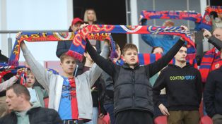 Na trybunach. Piast Gliwice przegrał z Zagłębiem Lubin. Gol dla Piasta wywołał wielką euforię, potem było już gorzej. Ponad 5 000 kibiców niepocieszonych