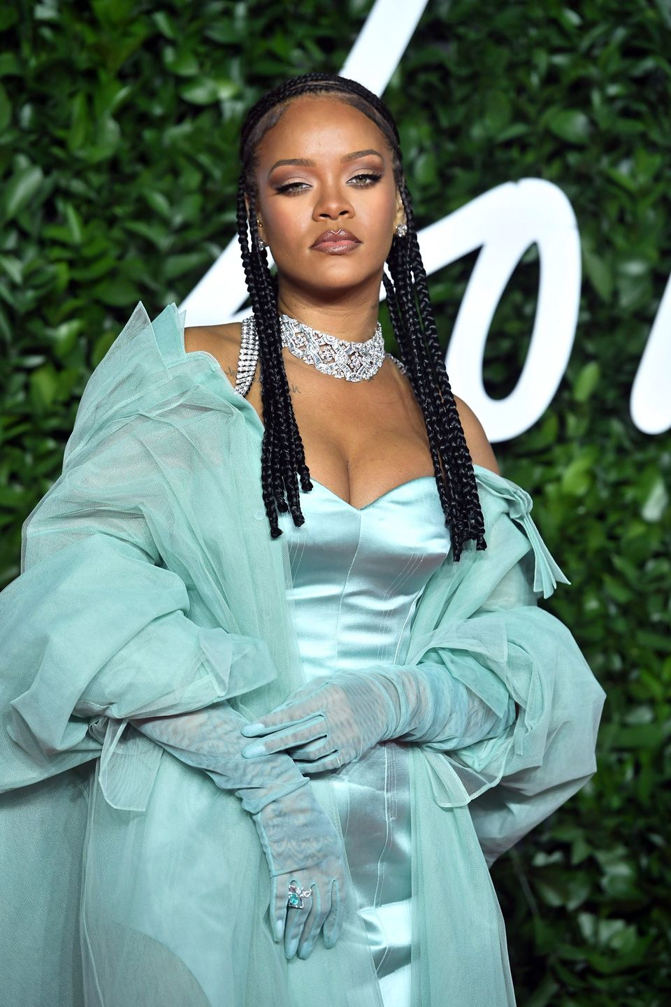 Rihanna dementuje plotki o ciąży