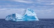 Islandia. Naukowcy odkryli na morzu "lodową katedrę"