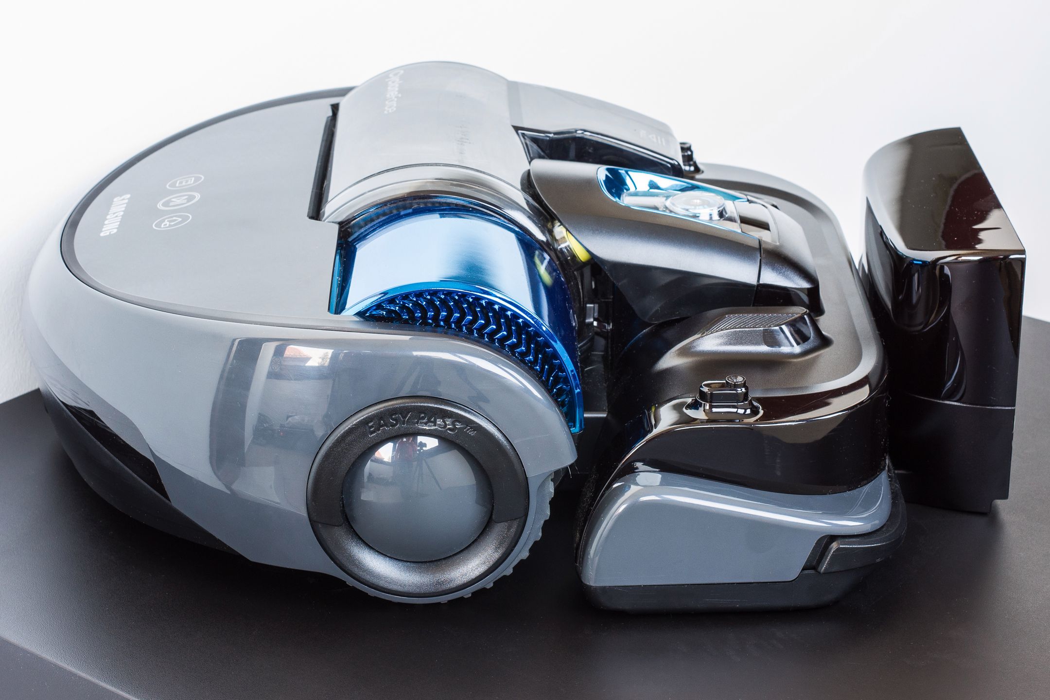 Samsung Powerbot SR20J9040W – test robota z zadatkami na odkurzacz 4