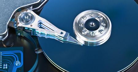 Zapomnijcie o dyskach twardych 8 TB, HGST stworzył nośnik o pojemności 10 TB
