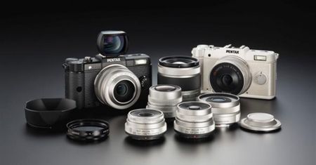 Pentax Q - bezlusterkowiec z matrycą z kompaktów