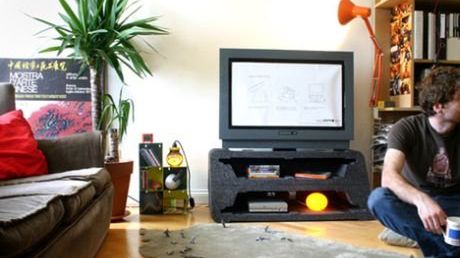 Podstawka do TV. Z pudełka od TV. 1