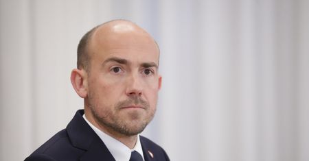 Fuzja Orlenu z Lotosem. Budka: "Bardzo duży grzech polityków PiS-u"