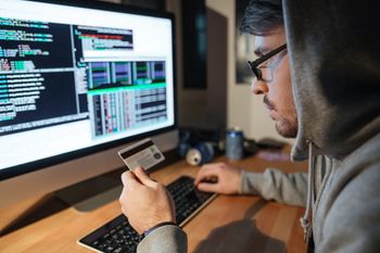 Skandal w Danii. Haker wykradł dane 8,8 mln osób. Wpisał hasło 123456