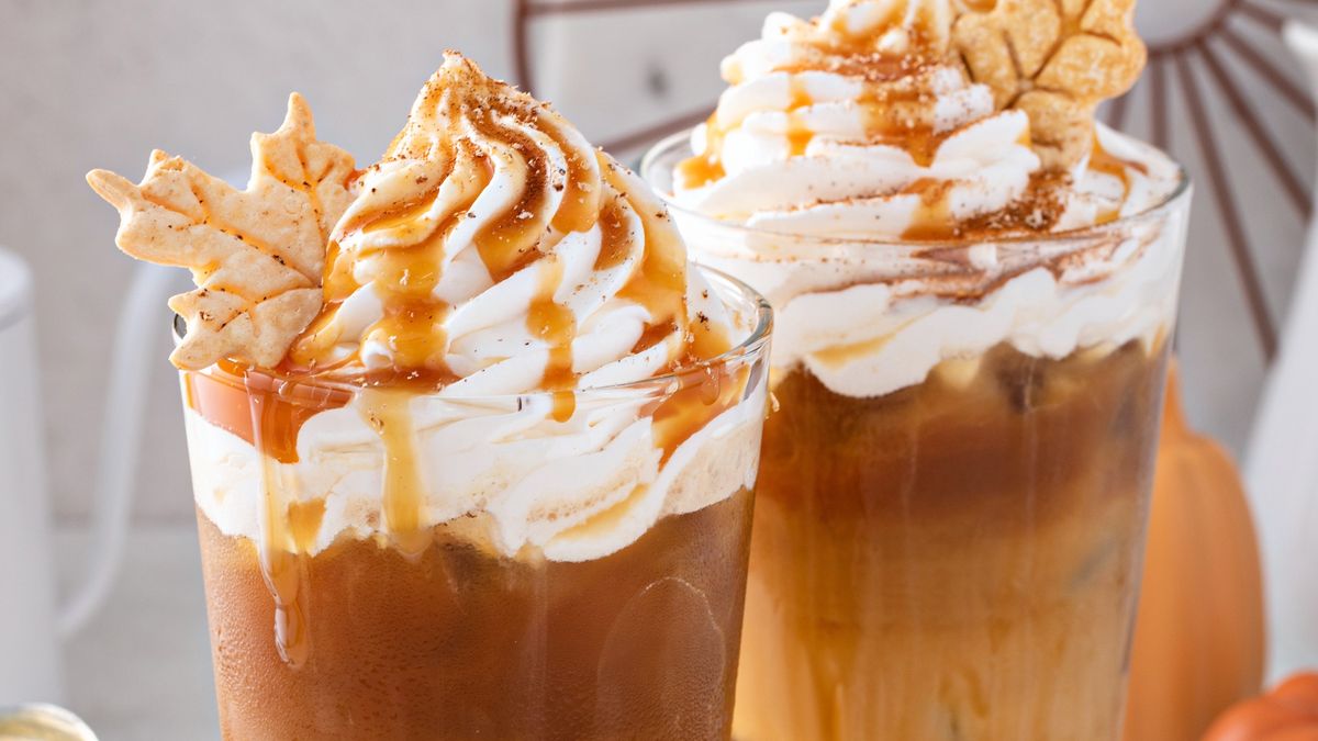 Pumpkin spice syrop jest idealny do kawy latte