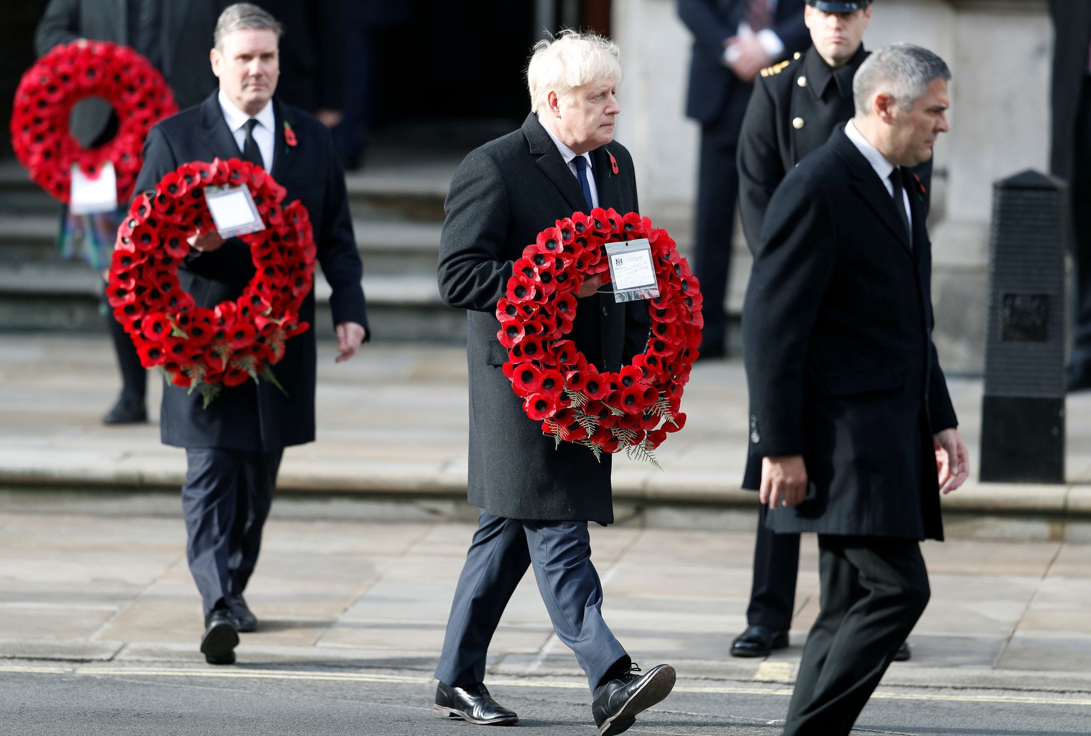 Premier Boris Johnson obchodzi Niedzielę Pamięci