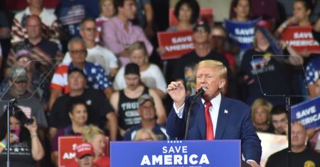 Trump: FBI to okrutne potwory kontrolowane przez radykalną lewicę