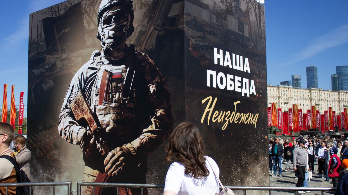 Rosjanie zachęcają młodych mężczyzn do pójścia do wojska