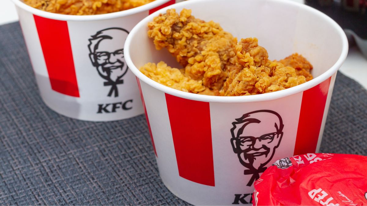 KFC wprowadza zmiany w logo oraz menu