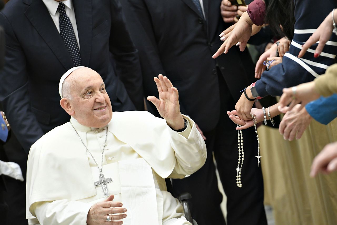 Pope Francis reveals ongoing struggle with bronchitis impacts ability to deliver speeches