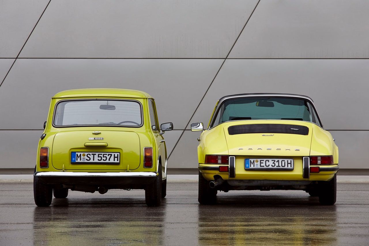 Porsche-911-MINI-Classic-9[2]