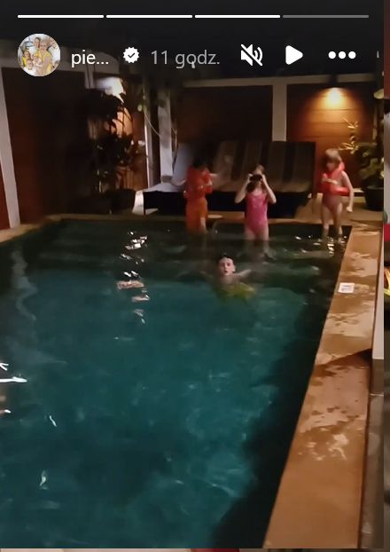 Rodzina pięcioraczków z Horyńca.