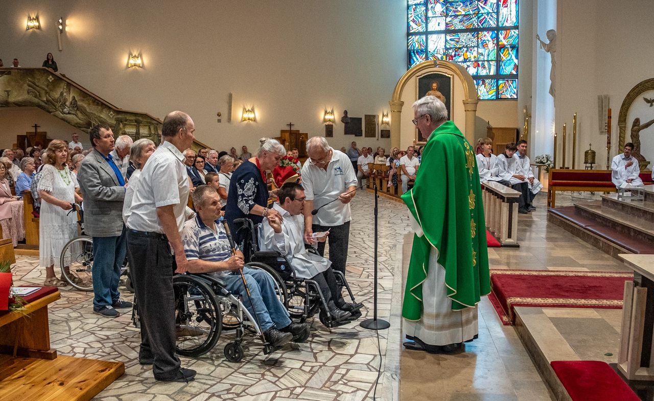 Msza św. dziękczynna ks. Stanisława Oracza w parafii w Pile