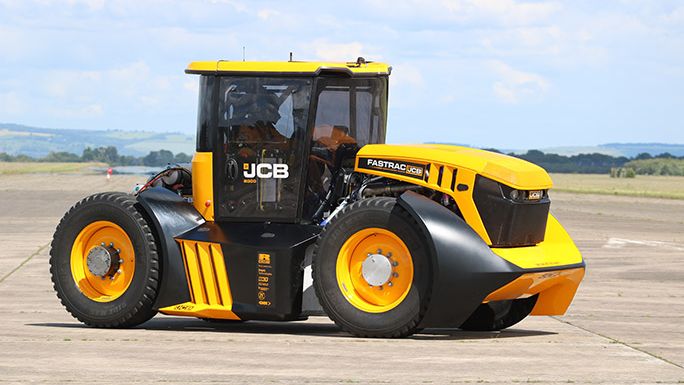Guy Martin rozpędził JCB Fatrack Two do 247,5 km/h