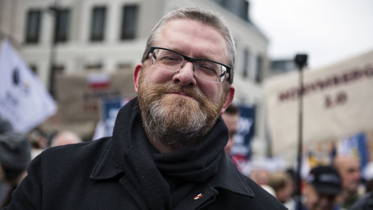 WARSAW, MASOVIA, POLAND - 2021/10/02: Grzegorz Braun, president of Konfederacja (Confederation) political party is seen during the demonstration.
Hundreds of people took part in the annual March of Freedom and Sovereignty under the slogan "Stop Sanitary Segregation" organized by the Confederation (Konfederacja) far-right nationalist political party. Participants wanted to oppose sanitary segregation, coercion of COVID-19 vaccinations. (Photo by Attila Husejnow/SOPA Images/LightRocket via Getty Images)