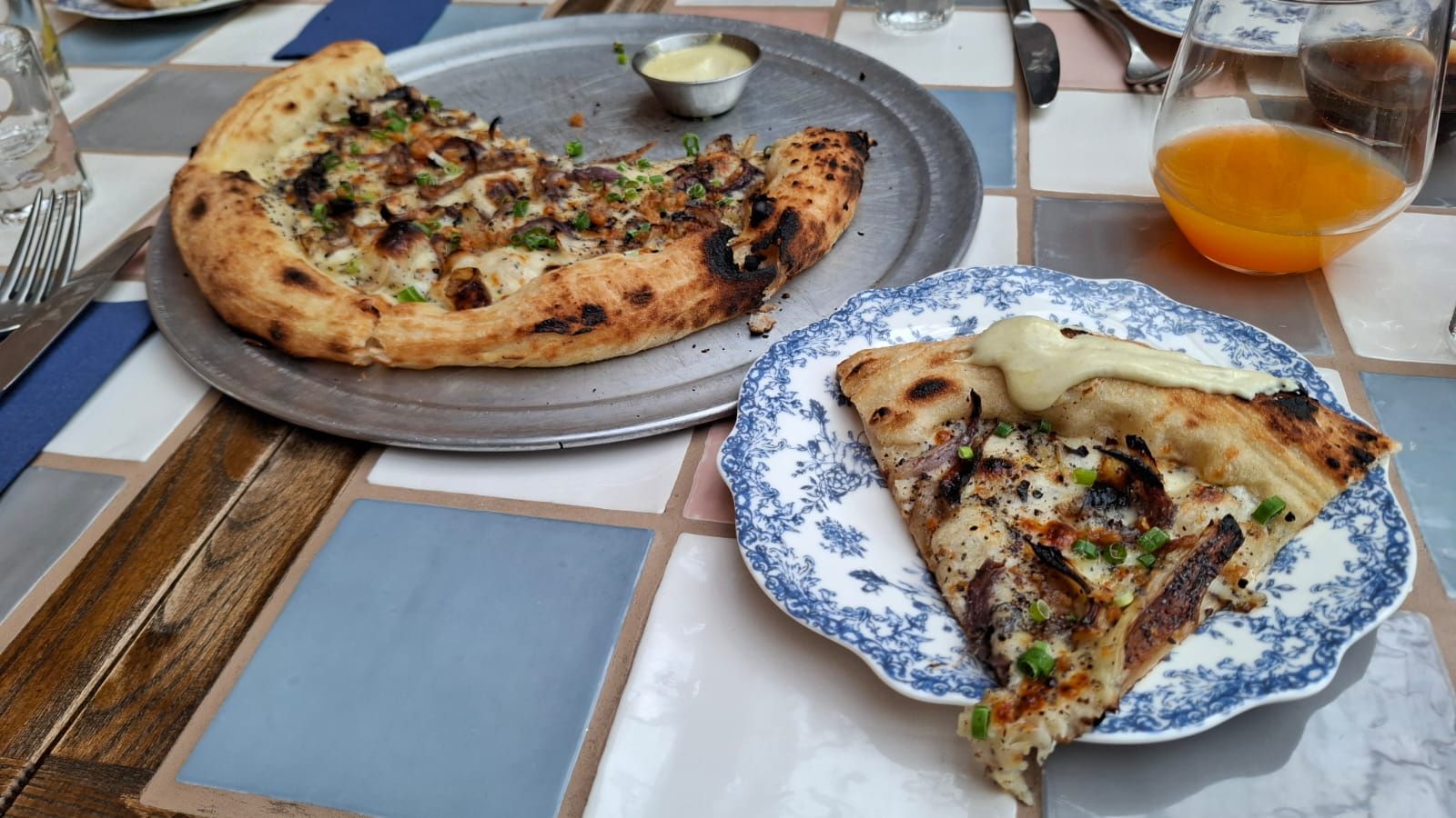 Pizza lubelska inspirowana cebularzem