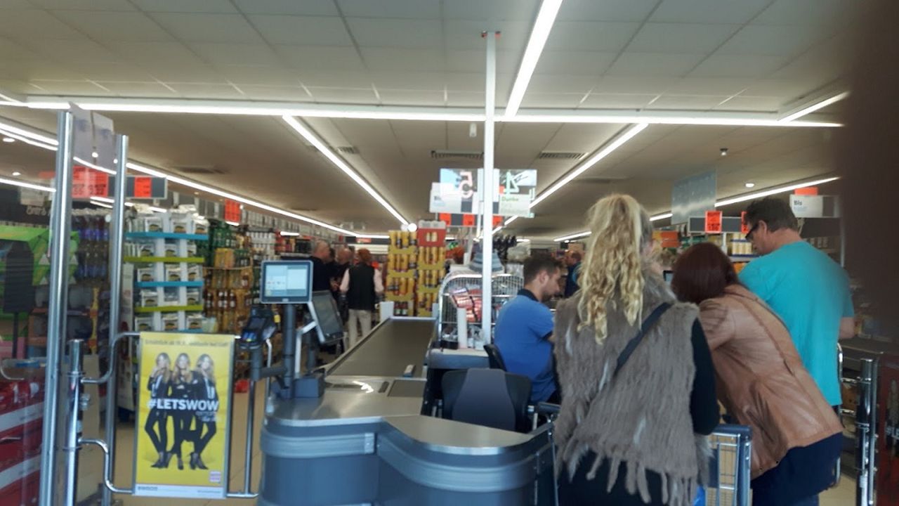 Premie świąteczne w sieciach dyskontowych. Ile dostaną pracownicy?