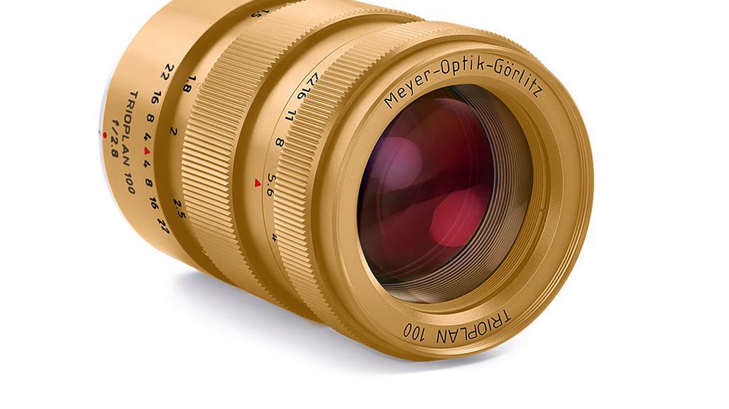 Trochę biżuterii nie zaszkodzi - oto limitowana, złota edycja Trioplan 100mm f/2.8 1