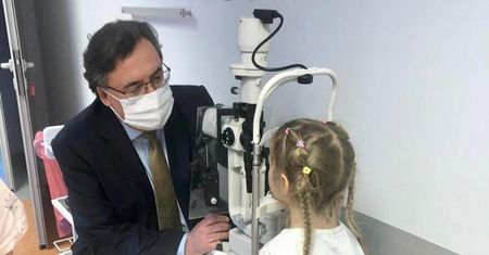 Gałąź przebiła jej oko. 7-letnia Ukrainka trafiła do lubelskiej kliniki