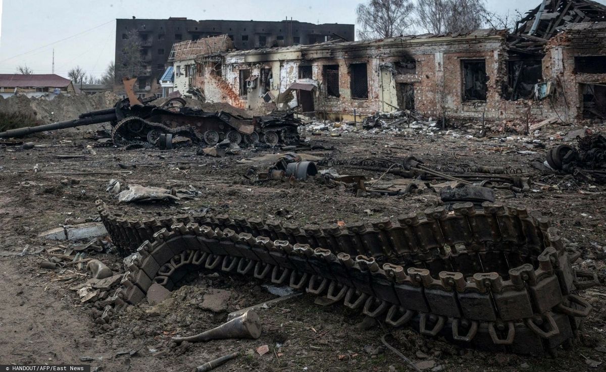 Wojna w Ukrainie. Znaleziono pozostałości po broni chemicznej. Na zdjęciu rosyjski sprzęt w Trościańcu w obwodzie sumskim 