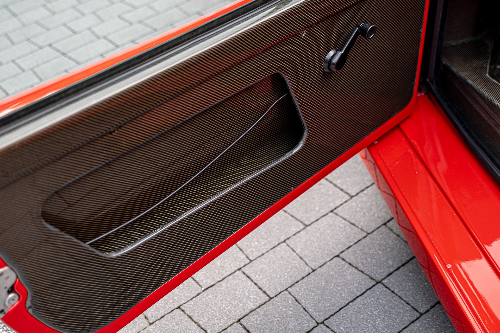 Ferrari F40 w Ferrari Katowice (1990)