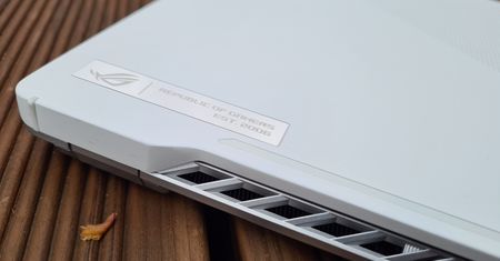 Test Asus ROG Zephyrus G14: osiem rdzeni od AMD i RTX 2060 w "czternastce"