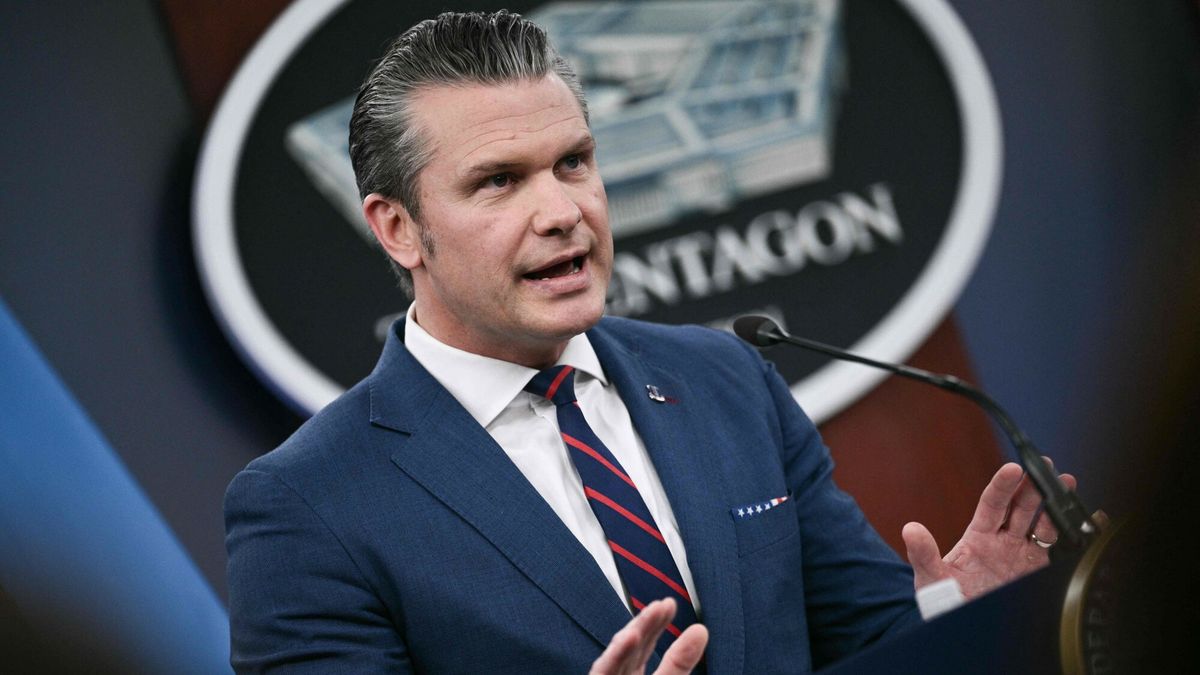 Temporary
US Defense Secretary Pete Hegseth speaks during a press conference on US military action in Iran, at the Pentagon in Washington, DC, on March 2, 2026. The United States hit hundreds of targets across Iran, and Israel expanded its bombing to Lebanon on Monday as President Donald Trump vowed to avenge the first US deaths in the war he launched to topple Tehran's ruling clerics. Iranian forces fired missiles and drones across the Middle East, killing people in Israel and the United Arab Emirates, in retaliation for the conflict that began February 28 with the death of Iran's supreme leader, Ayatollah Ali Khamenei. (Photo by Brendan SMIALOWSKI / AFP)
BRENDAN SMIALOWSKI