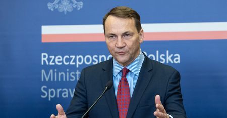 Putin przygotowywał się do wojny. Minister Sikorski: budował Nord Stream, gromadził zapasy złota