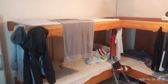 Kwatery dla pracowników z Ukrainy. Pleśń na ścianach i ciepła woda raz w tygodniu