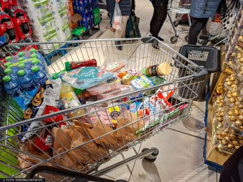 Koszyk świątecznych zakupów będzie droższy. Żywność poszła w górę