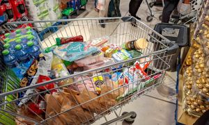 Koszyk świątecznych zakupów będzie droższy. Żywność poszła w górę