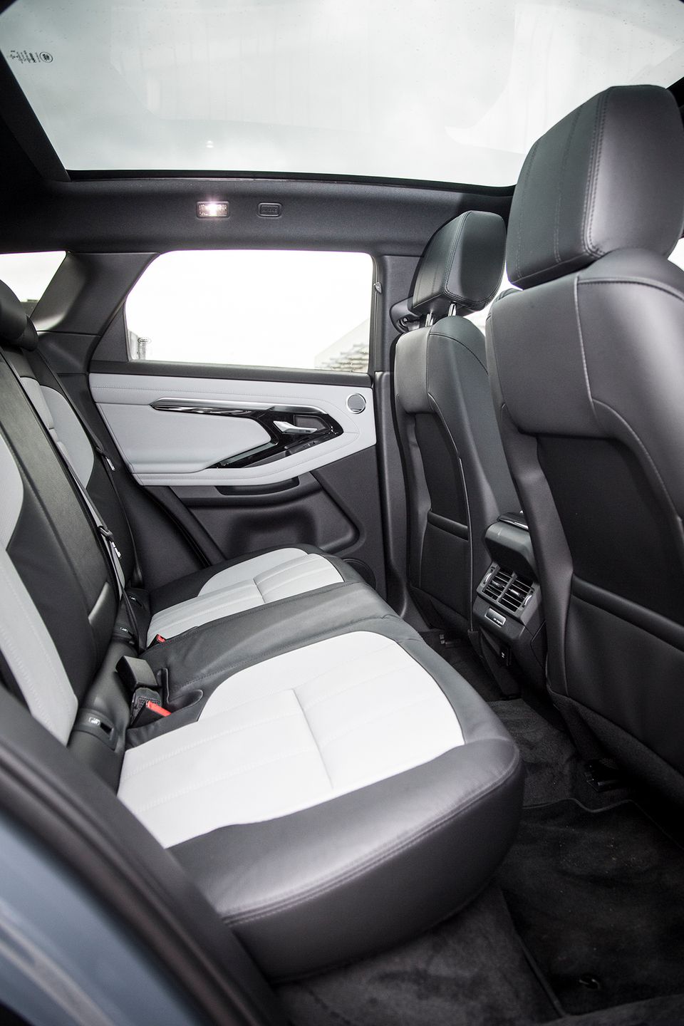 Range Rover Evoque (2019) (fot. Mateusz Żuchowski)