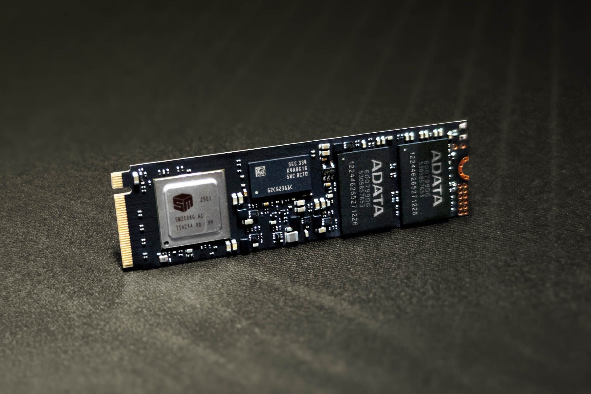 ADATA XPG MARS 980