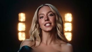 Sydney Sweeney znowu topless. Drwi z krytyków w nowej reklamie