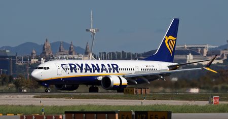 Nowe trasy i rekordowa liczba pasażerów. Oto plan Ryanaira