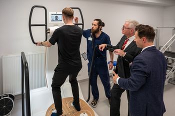 Nowoczesna opieka, technologia z NASA i kompleksowa rehabilitacja. Zakład przy Mogileńskiej w Poznaniu po wielkiej modernizacji