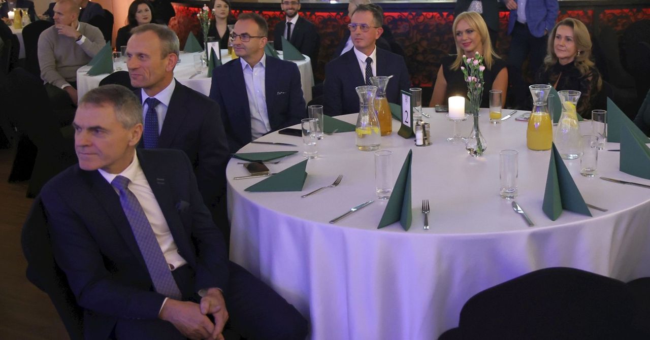 Kielce: Dużo znanych osób na kolarskiej gali. Byli utytułowani zawodnicy, olimpijczycy, trenerzy i zaproszeni goście. Zobacz zdjęcia