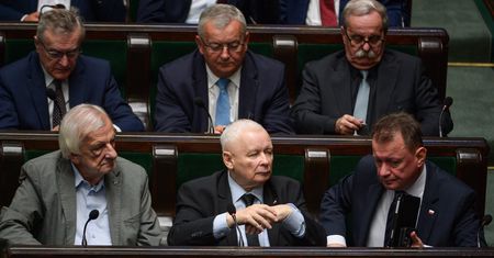 Władze PiS na Nowogrodzkiej. Kaczyński zwołał pilne spotkanie