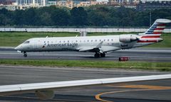 Awaryjne lądowanie w USA. "Załoga pukała do kokpitu"