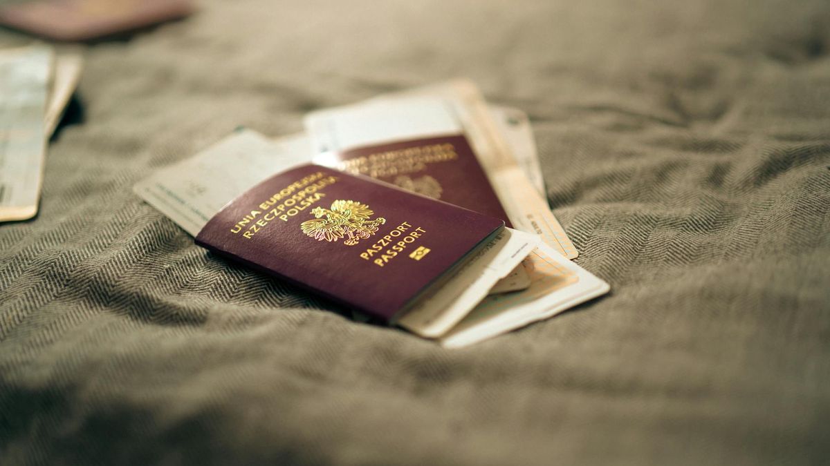 Polski paszport zajął siódmą pozycję w globalnym zestawieniu najmocniejszych paszportów 