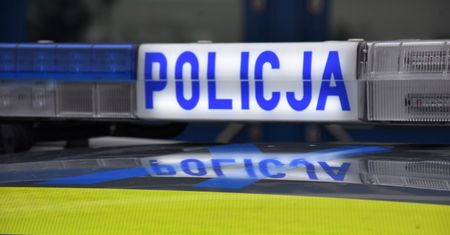 Pistolet zabawka w szkolnej szafce. Uczeń stanie przed sądem